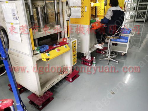 立式注塑机减振台与焊管液压打孔机减震垫 为何选锦德莱压花机？